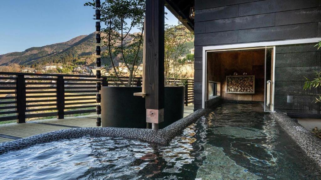 Yufuin Luxury Villa -Zakuro- Buitenkant foto